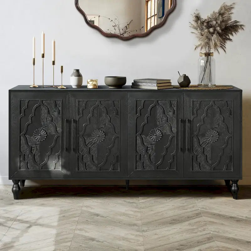 Grand meuble de rangement avec porte à fleurs sculptées et poignée métallique, idéal pour le salon, la cuisine et l'entrée